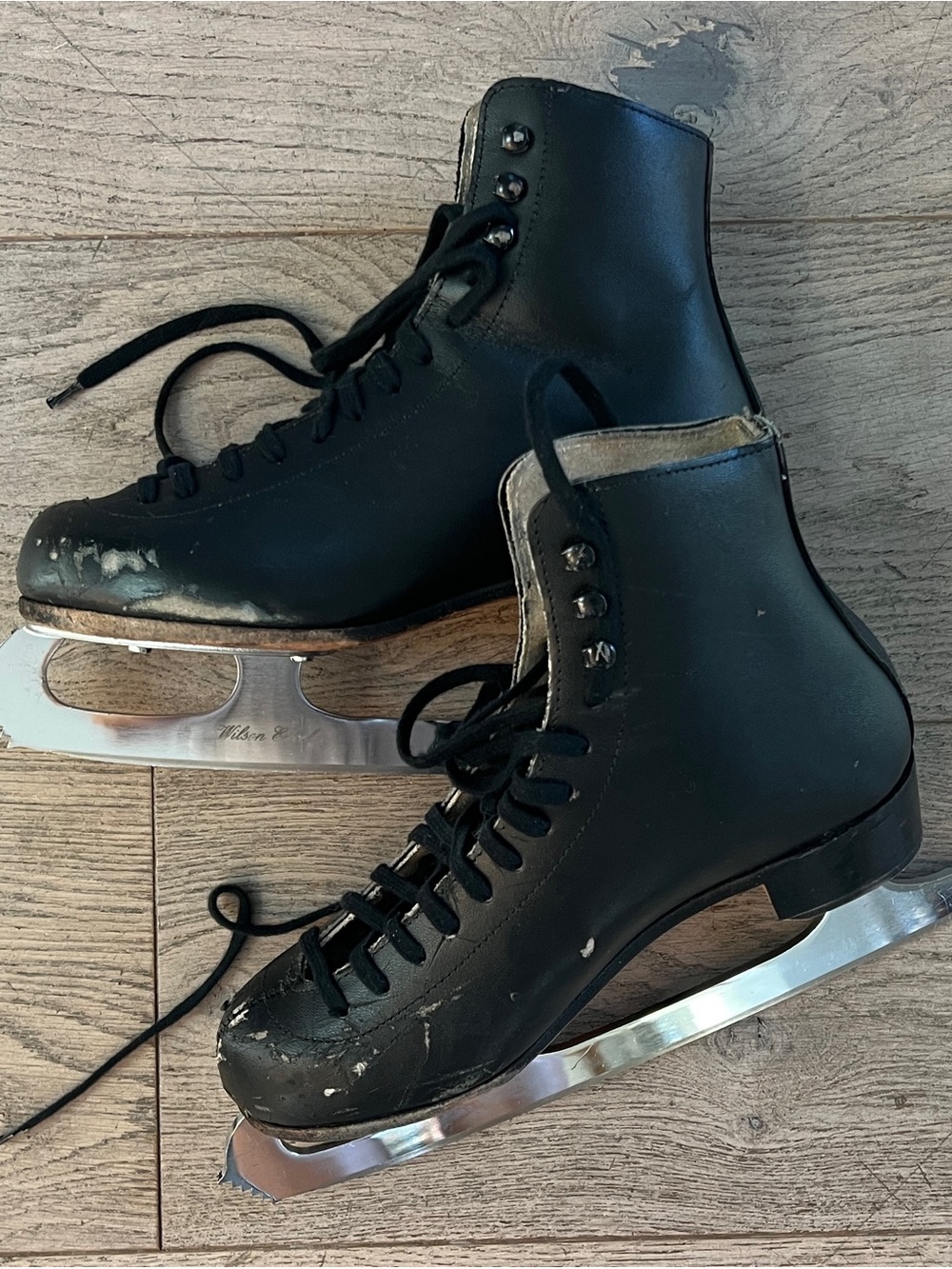 Reidell Kids Boys Black Figure Skates Size 4 John Wilson Excel Blades